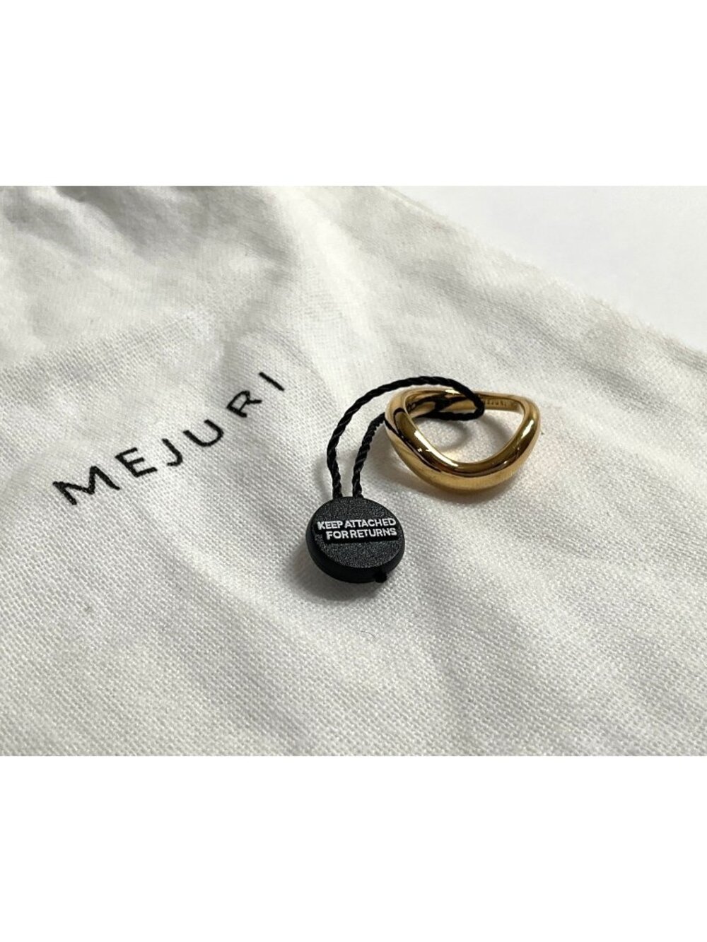 Mejuri Gold Figure Ring in 18k Gold Vermeil